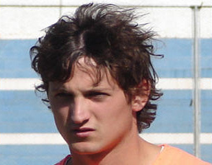 Nombre: <b>Alejandro Delfino</b> Edad: 21 (18/09/1989) - banfield-delfino-defensor